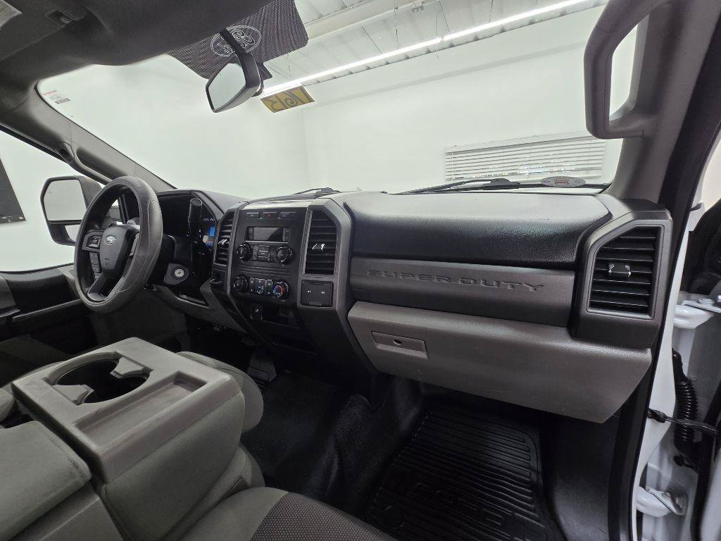 Used 2018 Ford F350 XL w/ Power Equipment Group RWD image 19
