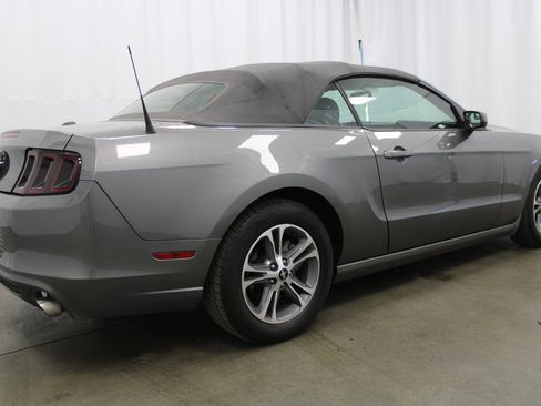 Used 2014 Ford Mustang Premium RWD image 6