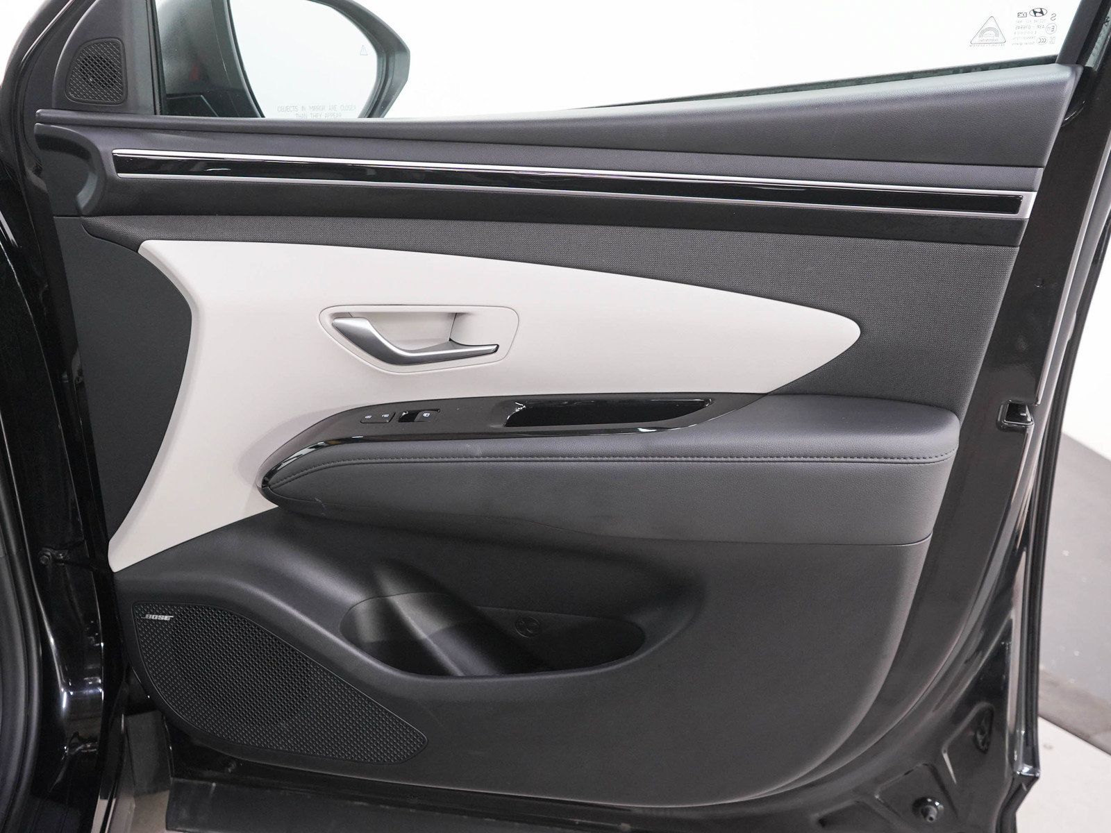 Used 2024 Hyundai Tucson Limited AWD/4WD image 12
