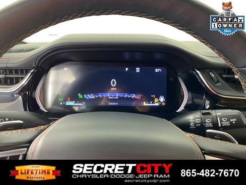 Used 2025 Jeep Grand Cherokee Summit w/ Adv Protech Group IV AWD/4WD image 18