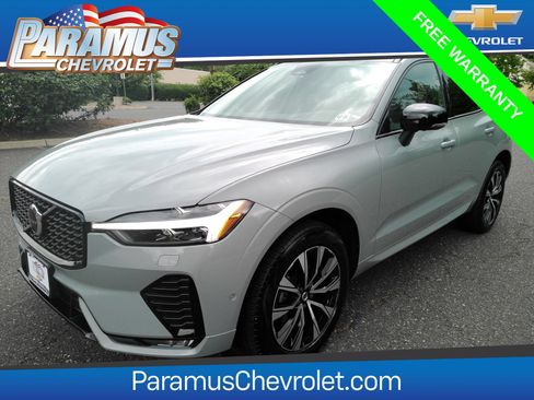 Used 2024 Volvo XC60 B5 Plus w/ Climate Package AWD/4WD image 1