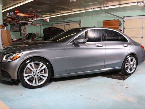Used 2018 Mercedes-Benz C 300 Sedan image 22