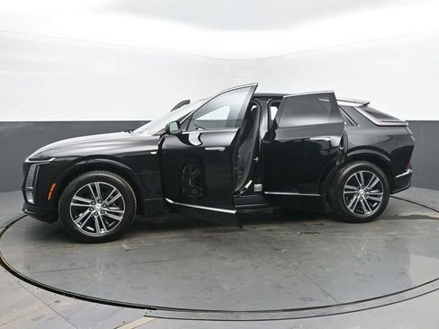 New 2026 Cadillac Lyriq Luxury image 53