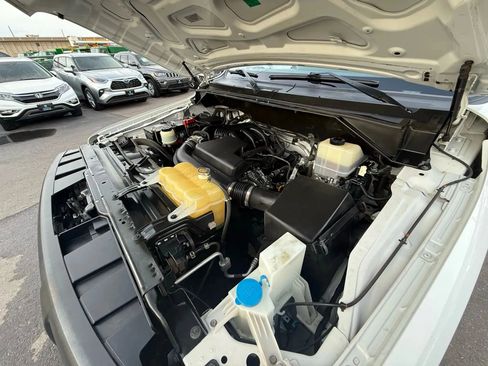 Used 2021 Nissan NV 2500 S image 27