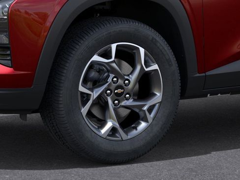 New 2026 Chevrolet Trax LT w/ Sunroof Package FWD image 9