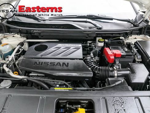 Used 2023 Nissan Rogue SL w/ SL Premium Package image 7