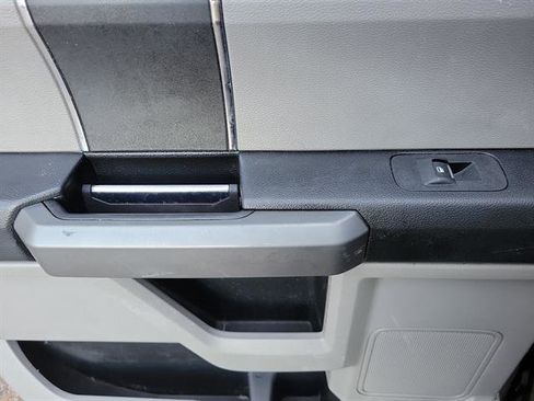 Used 2018 Ford F250 XLT image 10