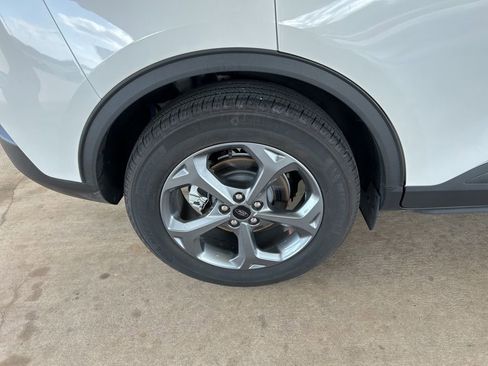 New 2025 Ford Escape ST-Line w/ Tech Pack #1 image 5