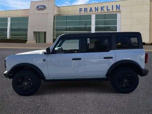 New 2025 Ford Bronco Big Bend w/ Black Diamond Package image 4