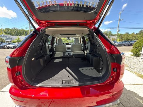 Used 2025 Mitsubishi Outlander SE AWD/4WD image 56
