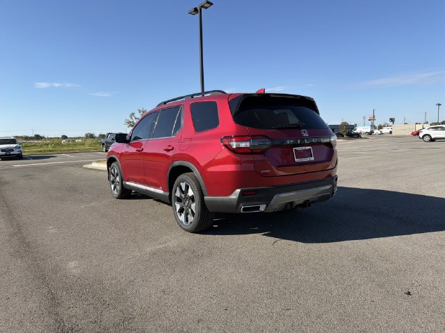 Used 2026 Honda Pilot Elite image 3