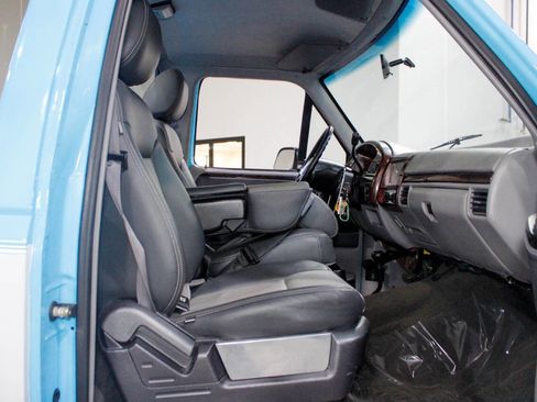 Used 1997 Ford F350 4x4 Regular Cab image 27