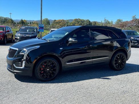 Used 2023 Cadillac XT5 Sportv w/ Technology Package image 4