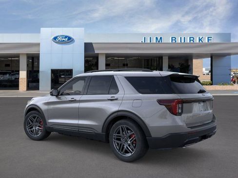 New 2026 Ford Explorer ST-Line w/ ST-Line Street Pack RWD image 4