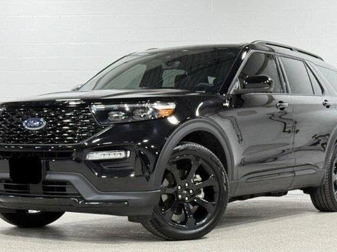 Used 2024 Ford Explorer ST w/ Equipment Group 401A image 3