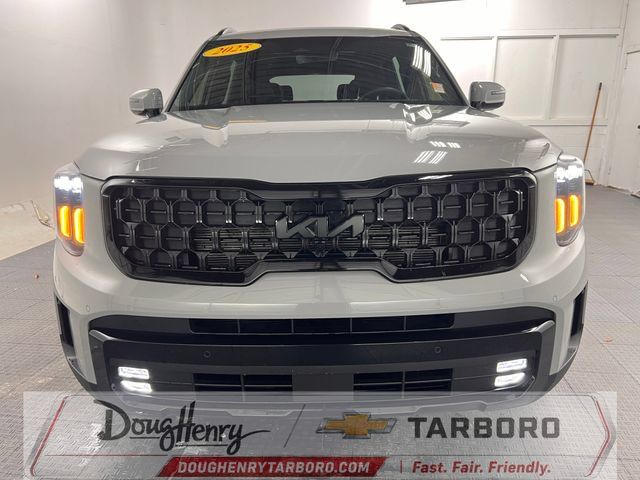 Used 2025 Kia Telluride SX X-Line AWD/4WD image 2