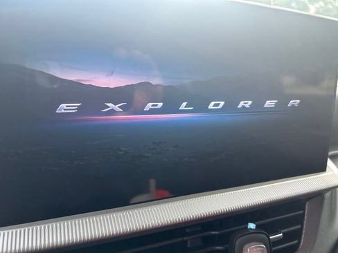 Used 2026 Ford Explorer ST AWD/4WD image 5