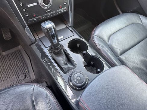 Certified 2018 Ford Explorer Sport image 12