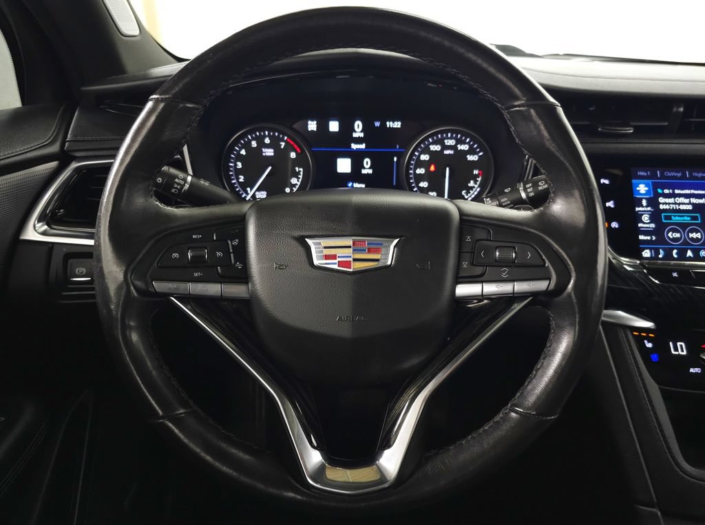 Used 2023 Cadillac XT6 Premium Luxury w/ Technology Package AWD/4WD image 19