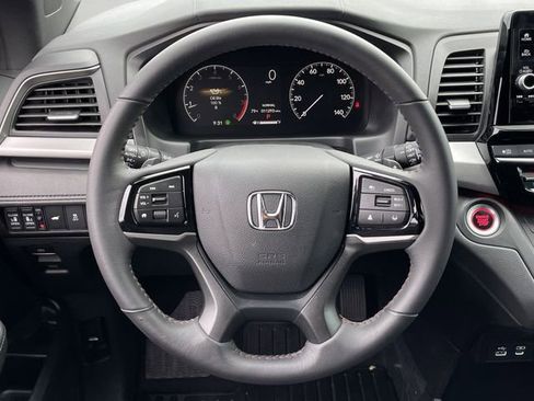 Used 2026 Honda Odyssey Sport-L image 12