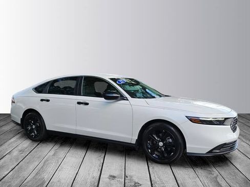 Certified 2025 Honda Accord LX image 7