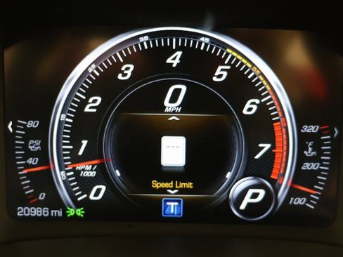 Used 2016 Chevrolet Corvette Z06 w/ 3LZ Preferred Equipment Group RWD image 12