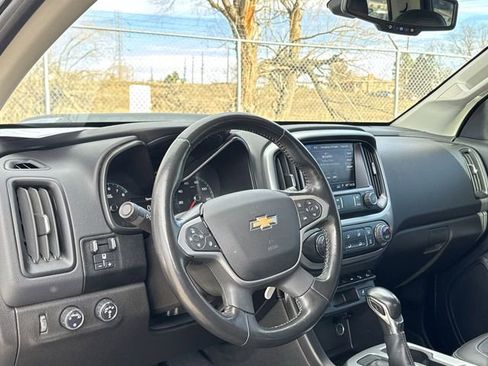 Used 2022 Chevrolet Colorado ZR2 w/ ZR2 Midnight Special Edition image 18