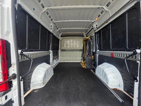 Used 2016 RAM ProMaster 1500 w/ Interior Convenience Group image 26