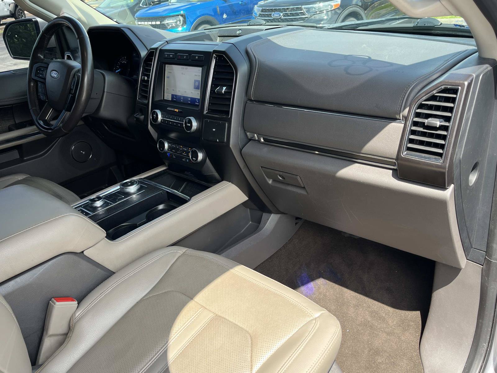 Used 2021 Ford Expedition Max Limited AWD/4WD image 26