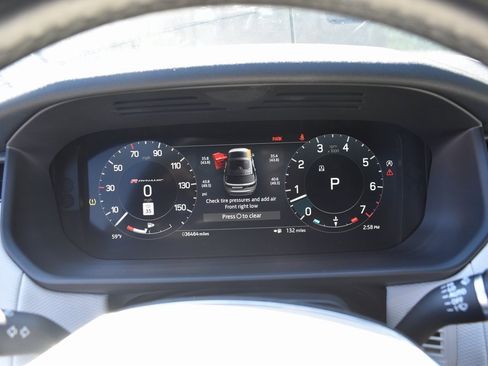 Used 2023 Land Rover Discovery HSE R-Dynamic image 20