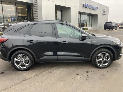 Used 2025 Ford Escape ST-Line Select image 8