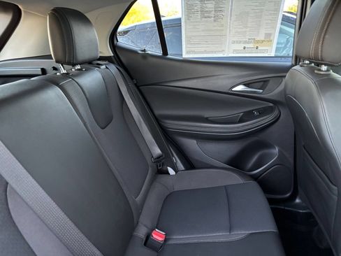 Used 2025 Buick Encore GX Preferred AWD/4WD image 36