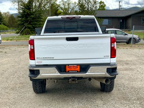 Used 2020 Chevrolet Silverado 2500 LTZ w/ LTZ Plus Package AWD/4WD image 4