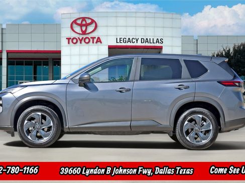 Used 2024 Nissan Rogue SV AWD/4WD image 6