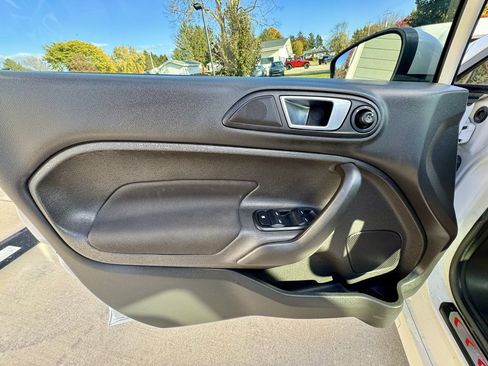 Used 2014 Ford Fiesta ST image 21