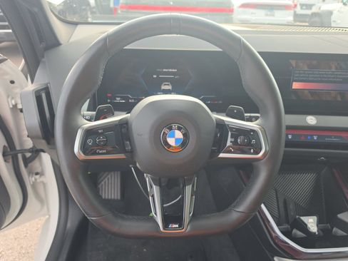 Used 2025 BMW X3 xDrive30i AWD/4WD image 6
