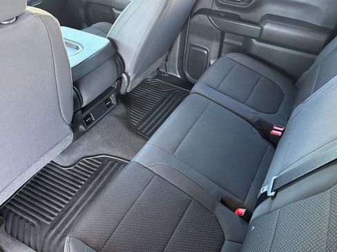 Used 2022 Chevrolet Silverado 2500 Custom w/ Custom Convenience Package RWD image 6