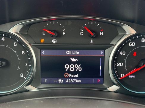 Used 2023 Chevrolet Equinox LT image 21