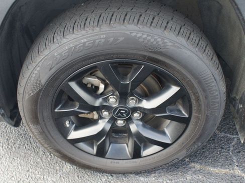 Used 2024 Toyota RAV4 LE FWD image 23