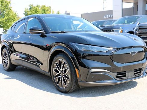 New 2025 Ford Mustang Mach-E Premium image 4