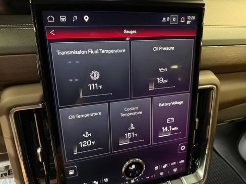 Used 2026 GMC Yukon XL Denali Ultimate AWD/4WD image 33