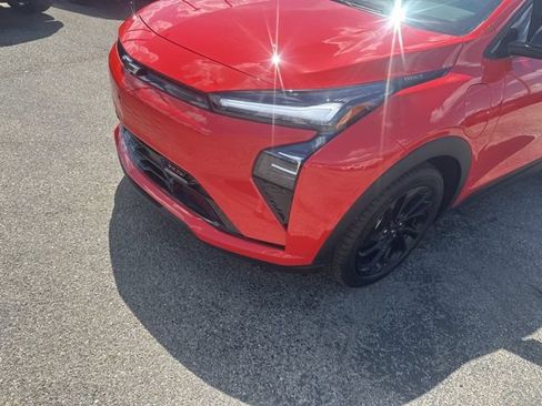 New 2027 Chevrolet Bolt RS w/ Technology Package FWD image 9