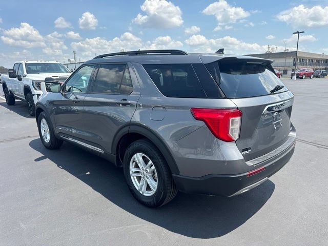 Used 2024 Ford Explorer XLT w/ Equipment Group 202A AWD/4WD image 7
