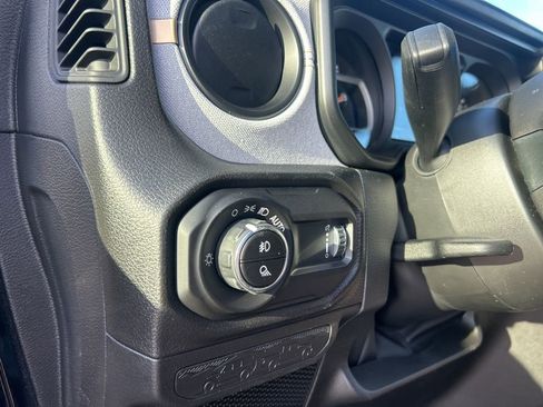 New 2026 Jeep Gladiator Sport image 19