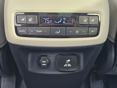 Used 2022 Hyundai Palisade Calligraphy image 19