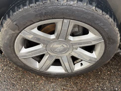 Used 2018 Cadillac Escalade Luxury image 17