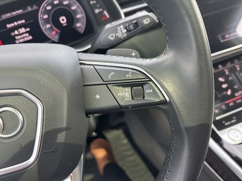 Used 2020 Audi Q7 3.0T Prestige w/ Prestige Package AWD/4WD image 8
