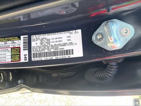 Used 2025 Toyota Tacoma TRD Sport image 34