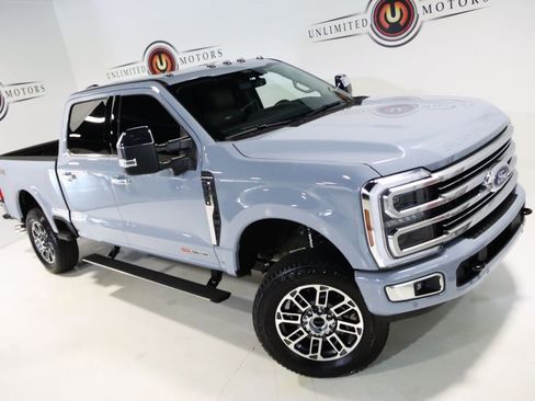 Used 2026 Ford F250 Platinum w/ Platinum Plus Package image 8