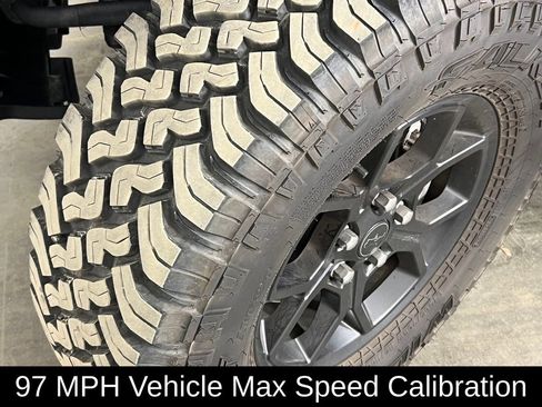 Used 2025 Jeep Wrangler Sport image 36